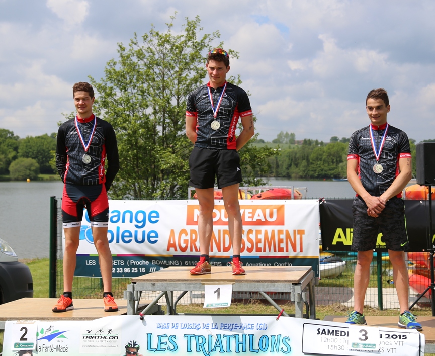 podium junior